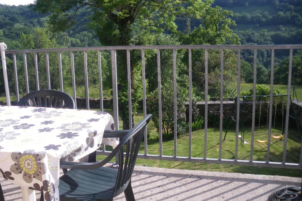 Villa La Truffiere Castelnau-de-Mandailles Esterno foto